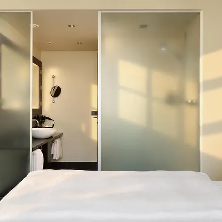 The Cloud One Muenchen-hauptbahnhof, Part Of The One Group Hotell 4*